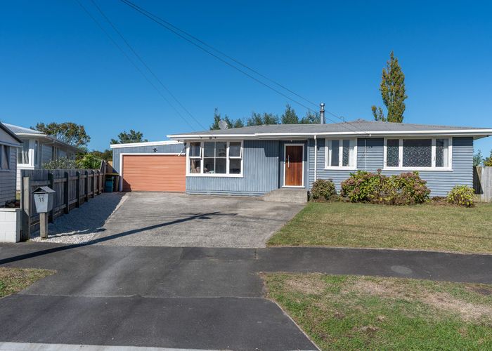  at 11 Morrison Crescent, Glenview, Hamilton, Waikato