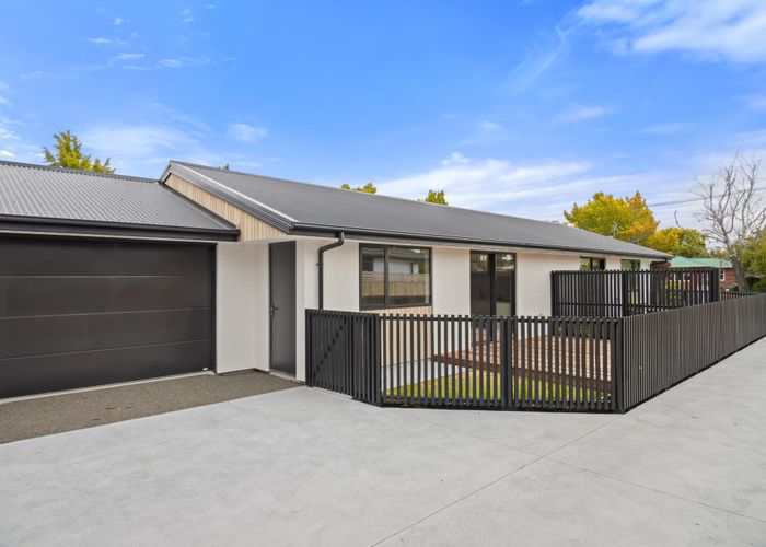  at 2/8 Larch Place, Casebrook, Christchurch
