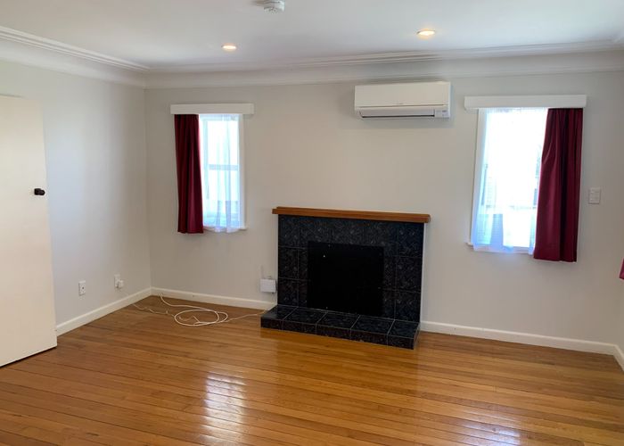  at 2 Peachgrove Road, Te Atatu Peninsula, Auckland