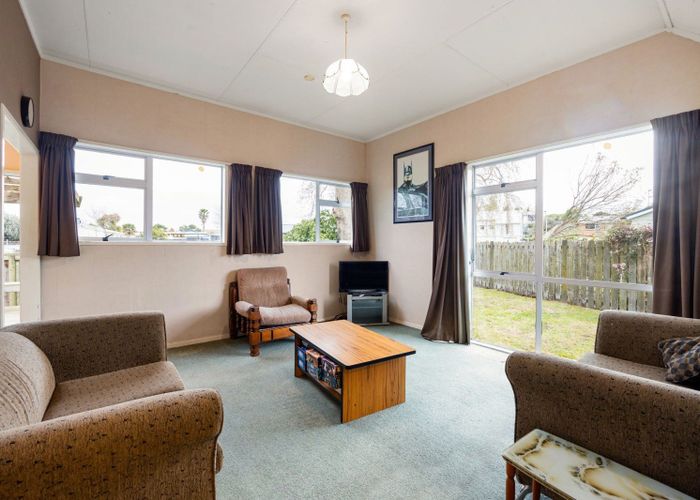  at 19 Morrow Avenue, Saint Andrews, Hamilton, Waikato