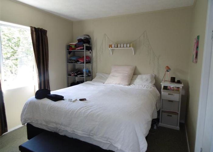  at 2/34b Helena Street, Massey, Waitakere City, Auckland