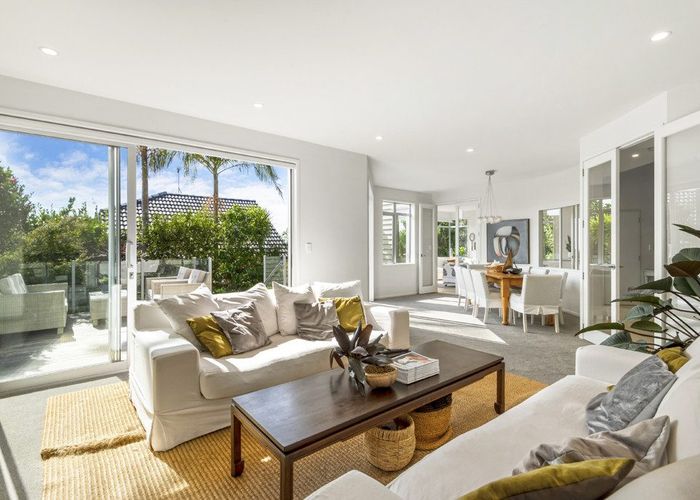  at 1/56 Castor Bay Road, Castor Bay, North Shore City, Auckland