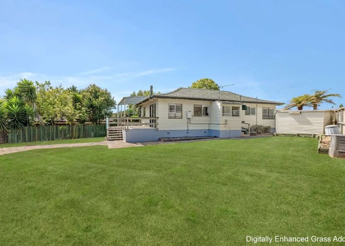  at 354 Royal Road, Massey, Auckland