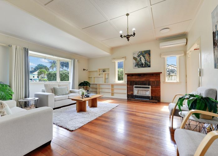  at 13 Bond Street, Hamilton East, Hamilton, Waikato