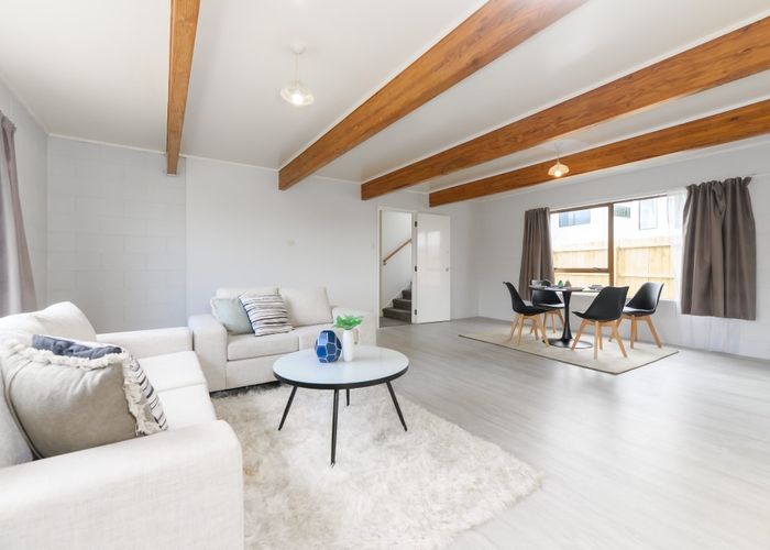  at 10 Chaucer Place, Blockhouse Bay, Auckland City, Auckland