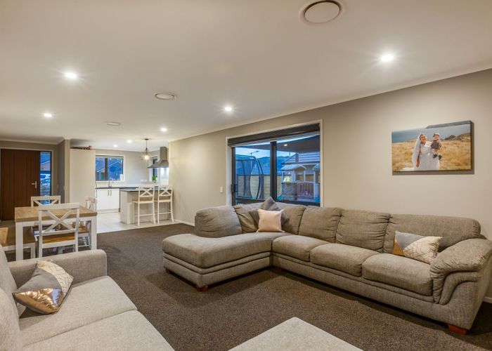  at 1 Genoa Place, Whitby, Porirua