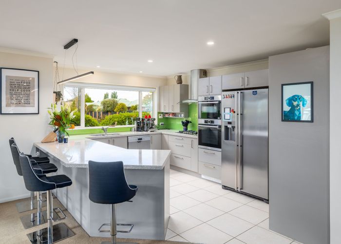  at 8 Napoleon Close, Harewood, Christchurch