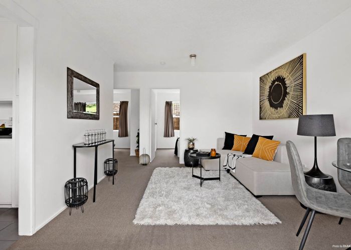  at 1/60 Gowing Drive, Meadowbank, Auckland