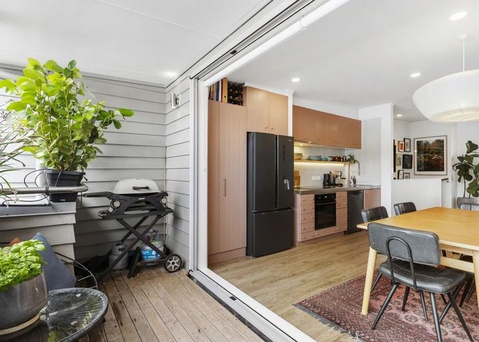  at 28/26 Mary Street, Mount Eden, Auckland