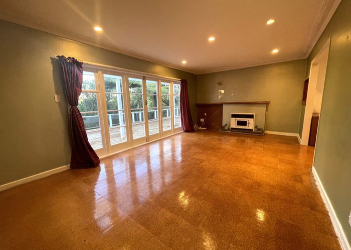  at 163 Scenic Drive, Titirangi, Waitakere City, Auckland