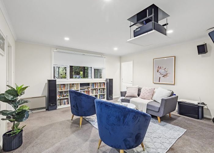  at 33 Clark Street, Khandallah, Wellington