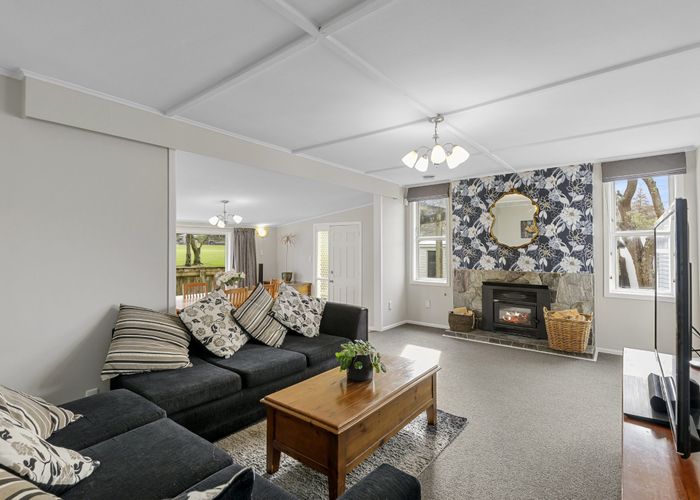  at 260 Stokes Valley Road, Stokes Valley, Lower Hutt