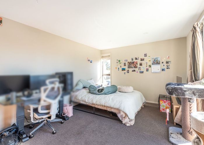  at 27 Wadeley Road, Ilam, Christchurch