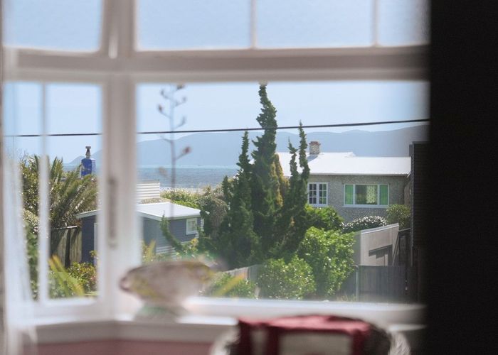  at 48 Manly Street, Paraparaumu Beach, Kapiti Coast, Wellington