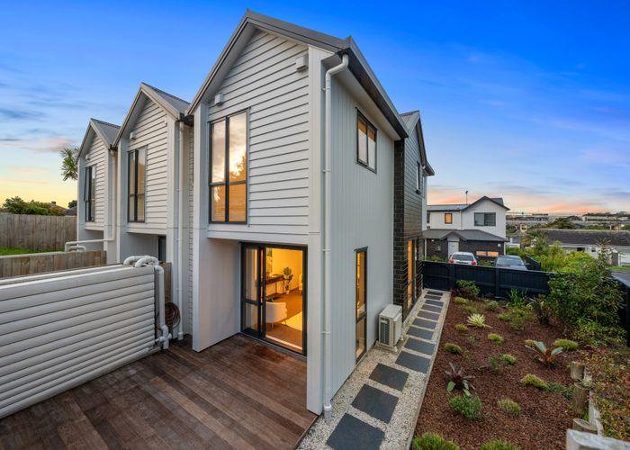  at 4/3 Arlington Street, Waterview, Auckland City, Auckland
