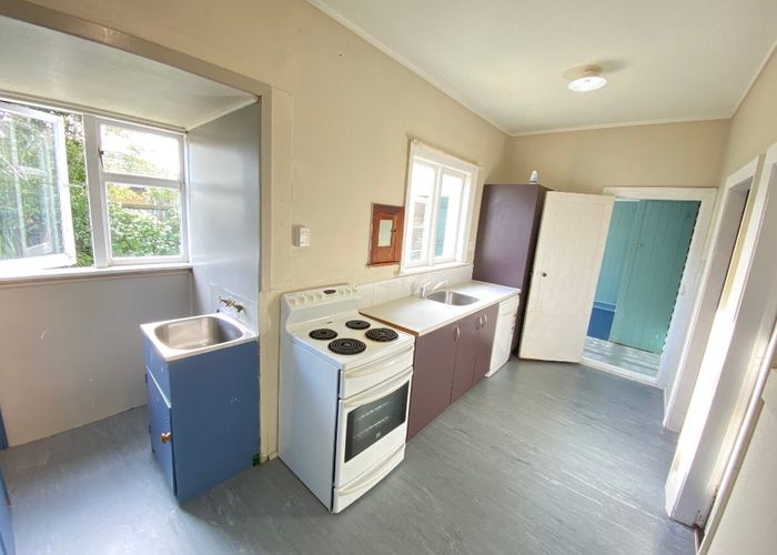  at 17 Harrow Street, Phillipstown, Christchurch City, Canterbury