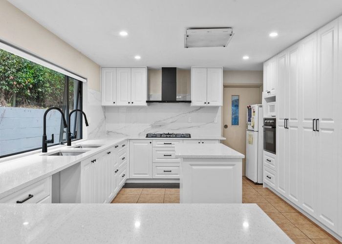  at 19 Woodside Avenue, Northcote, North Shore City, Auckland