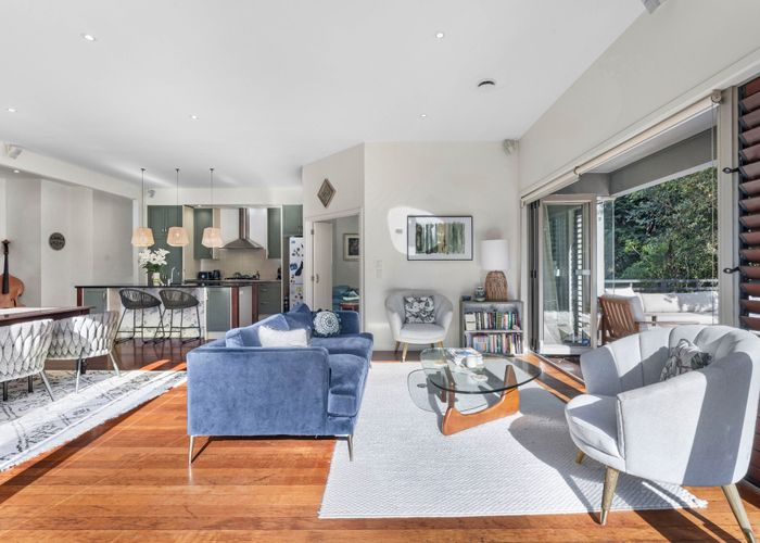  at 18 Lucia Glade, Meadowbank, Auckland City, Auckland