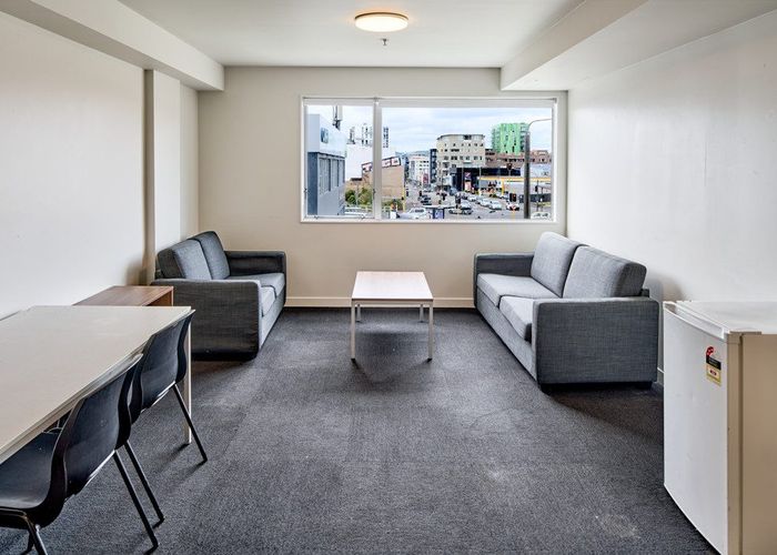  at 2J/242 Taranaki Street, Mount Cook, Wellington, Wellington