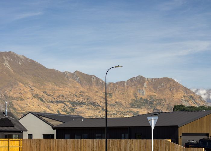  at 32 Rua Street, Wanaka, Wanaka, Otago