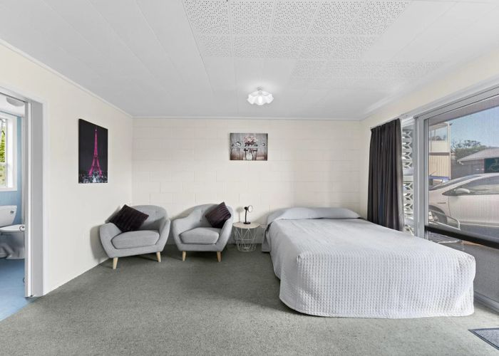  at 2/6 Nikorima St, Urenui, New Plymouth, Taranaki