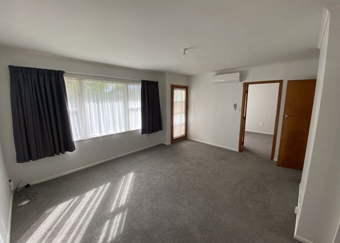  at 2/4 Gower Street , Trentham, Upper Hutt, Wellington
