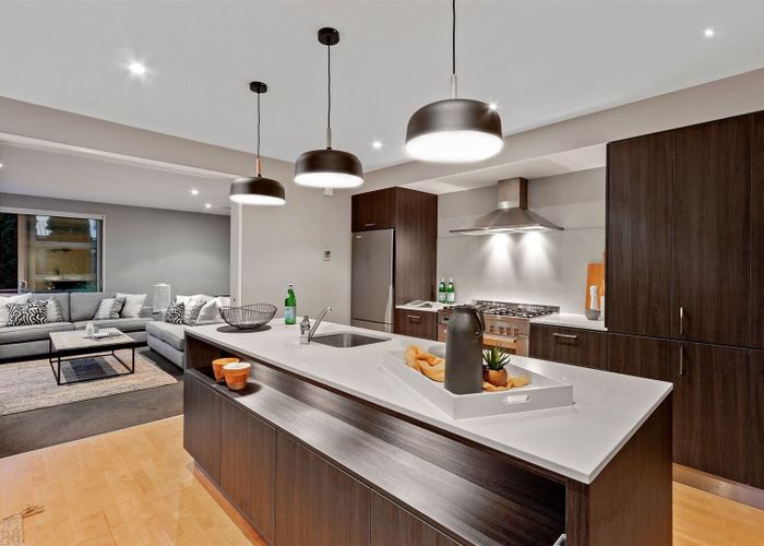  at 128a Holly Road, Merivale, Christchurch City, Canterbury