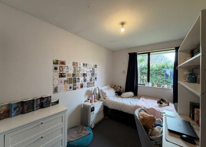  at 2/25 Owens Terrace, Upper Riccarton, Christchurch City, Canterbury