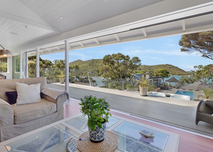  at 309 Manawaora Road, Parekura Bay
