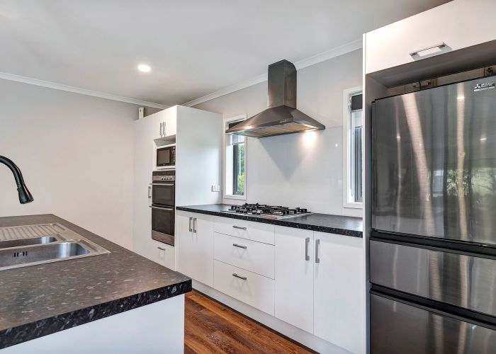  at 122 Pohutukawa Place, Waiwhakaiho, New Plymouth, Taranaki