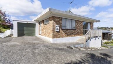  at 2/9 Nelson Street, Papakura, Auckland