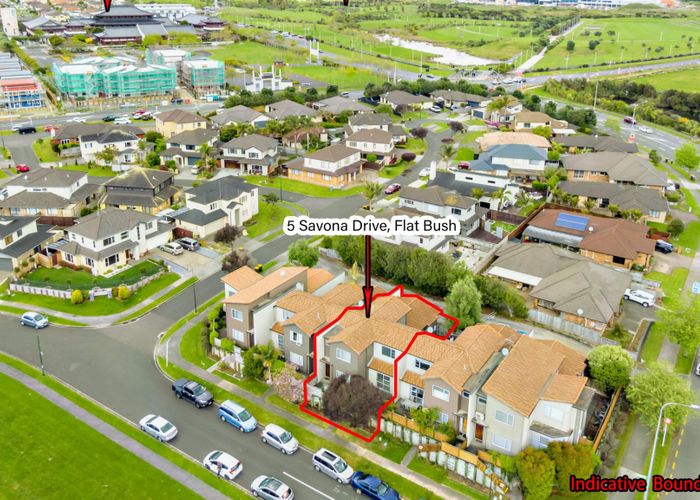  at 5 Savona Drive, Flat Bush, Auckland