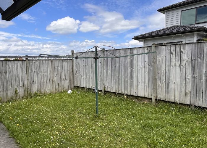  at granny flat/6 Hinoki Way, Flat Bush, Manukau City, Auckland