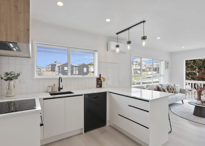  at 1/38 Divich Avenue, Te Atatu South, Auckland