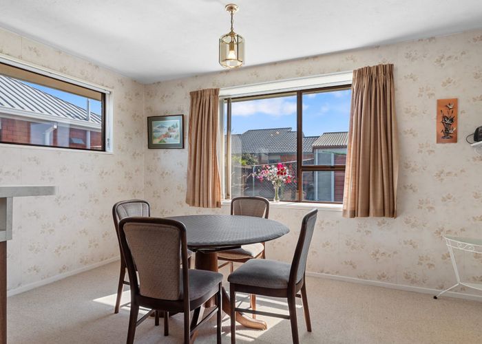  at 9 Lowry Avenue, Redwood, Christchurch City, Canterbury