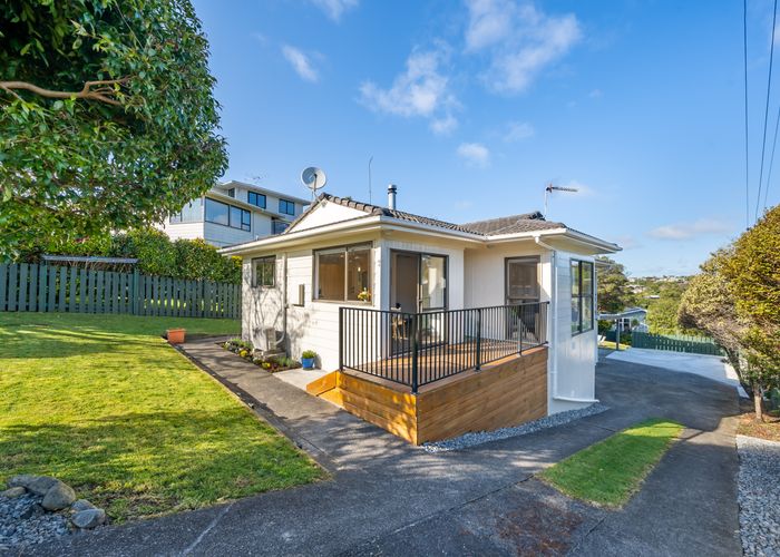  at 16B Pokohiwi Road, Normandale, Lower Hutt