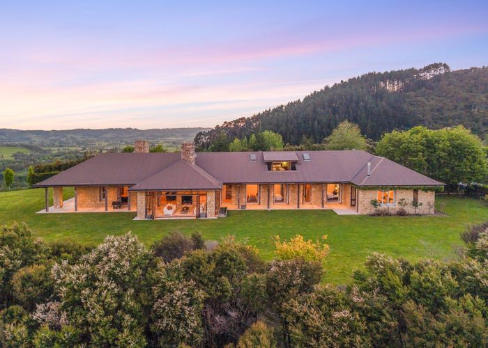  at 184 North Road, Clevedon, Manukau City, Auckland