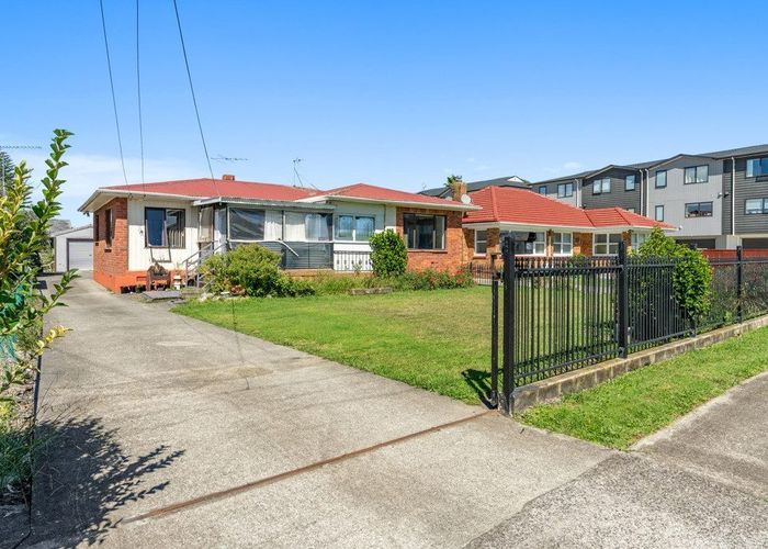  at 16 Charles Street, Papatoetoe, Manukau City, Auckland
