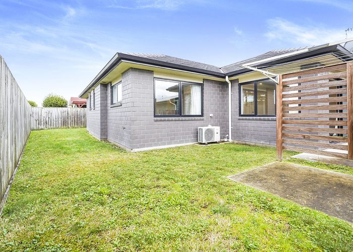  at 4/5 Mahana Road, St Andrews, Hamilton