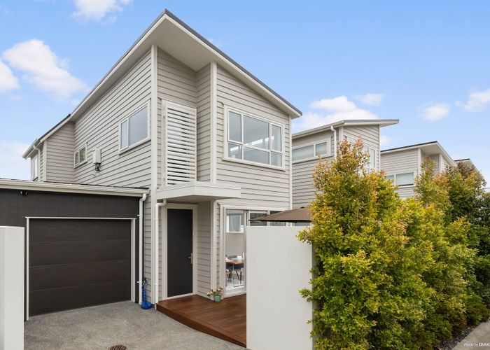  at 91 Karepiro Drive, Stanmore Bay, Whangaparaoa