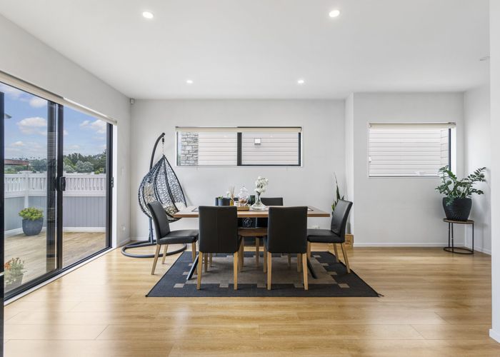  at 2/7 Wastney  Road, Alfriston, Manukau City, Auckland