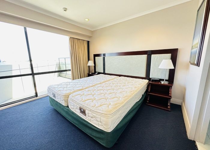  at 9-17 Byron Avenue, Takapuna, North Shore City, Auckland