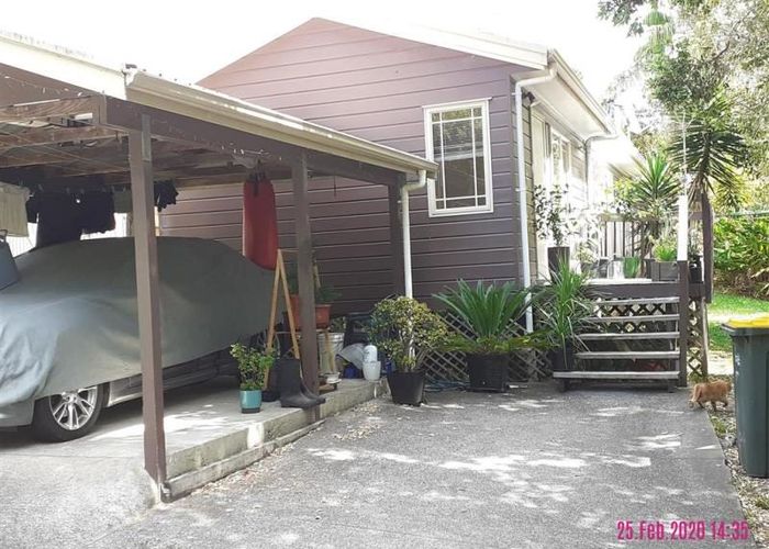  at 86B  Colwill Road, Massey, Waitakere City, Auckland