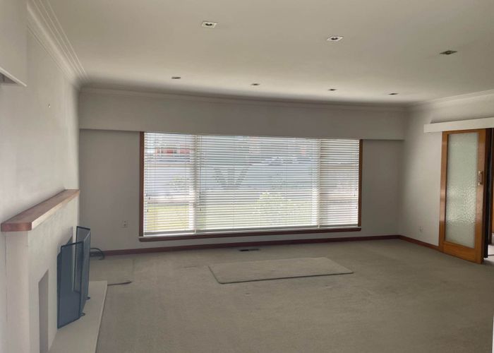  at 46 Forrest Hill Road, Forrest Hill, North Shore City, Auckland