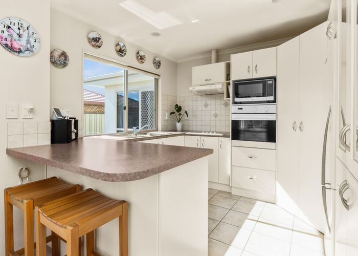  at 7 Ellerslie Place, Taradale, Napier