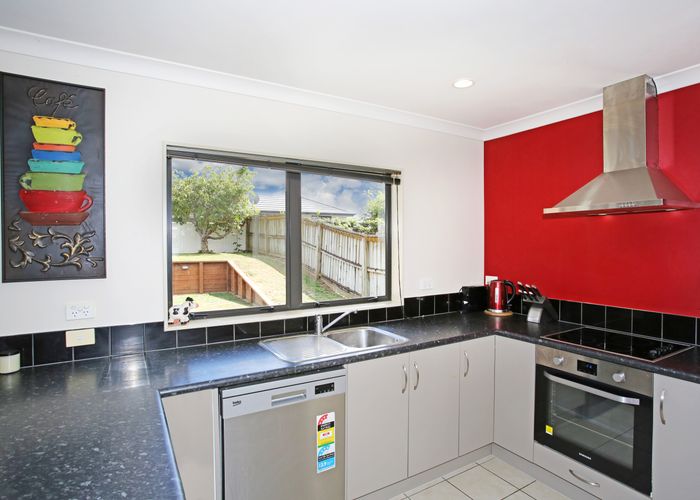  at 18 Mandalay Place, Waiuku, Waiuku