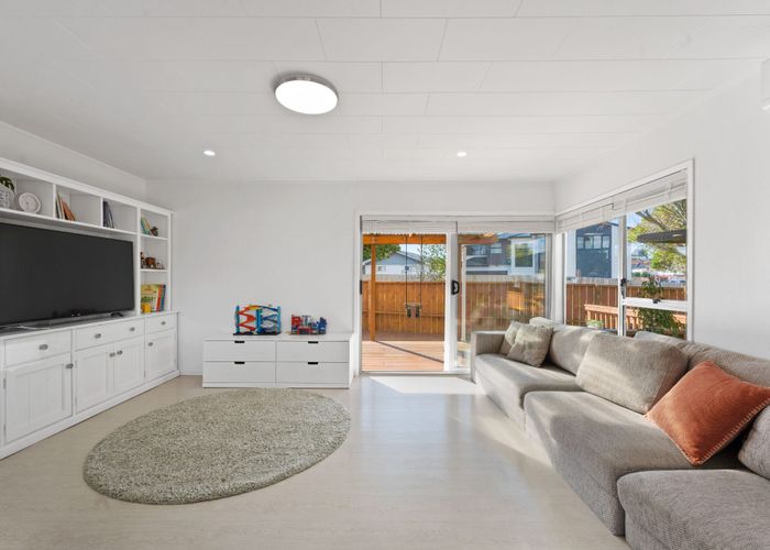  at 22 Ferndown Avenue, Papatoetoe, Auckland