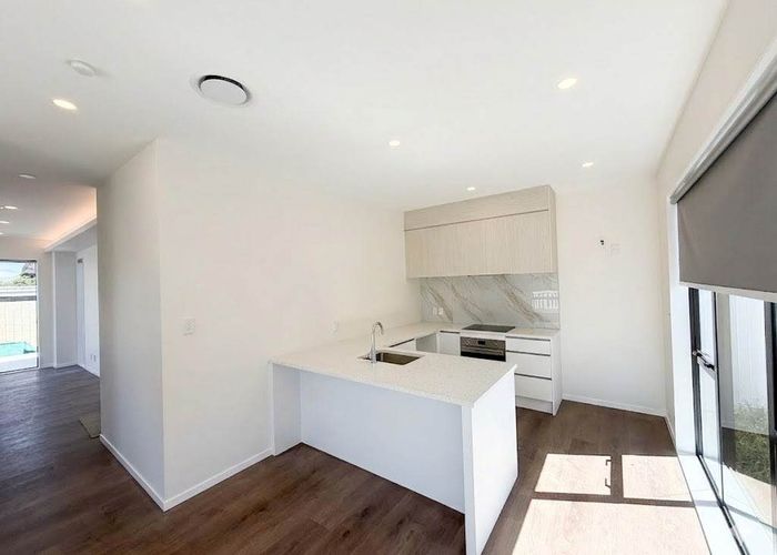  at 5A Hall Avenue, Mangere, Manukau City, Auckland