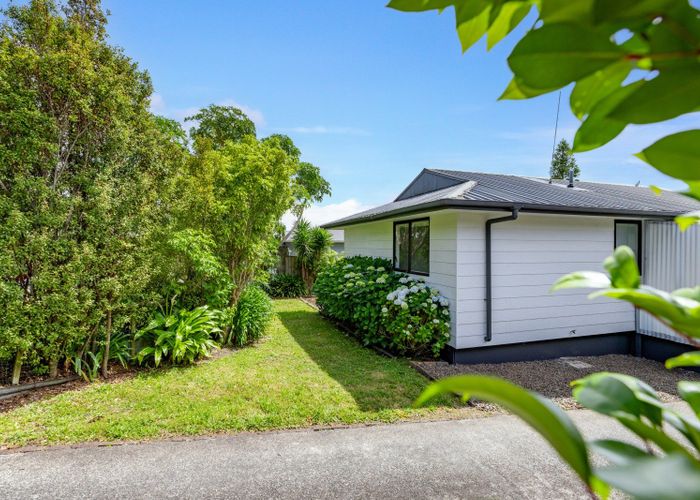  at 2/6 Wech Drive, Warkworth, Auckland