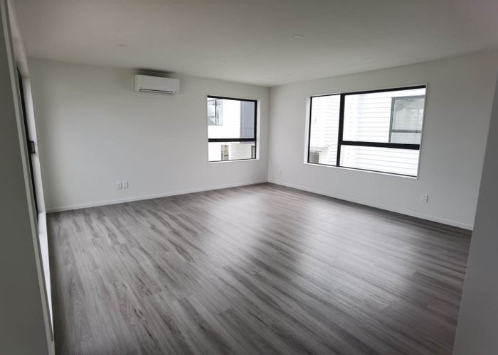  at 15D Henry Street, Avondale, Auckland